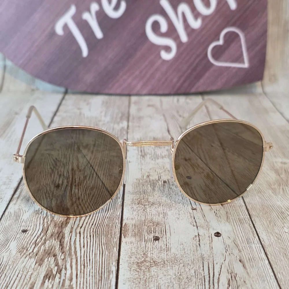 Women's Gold Round Sunglasses